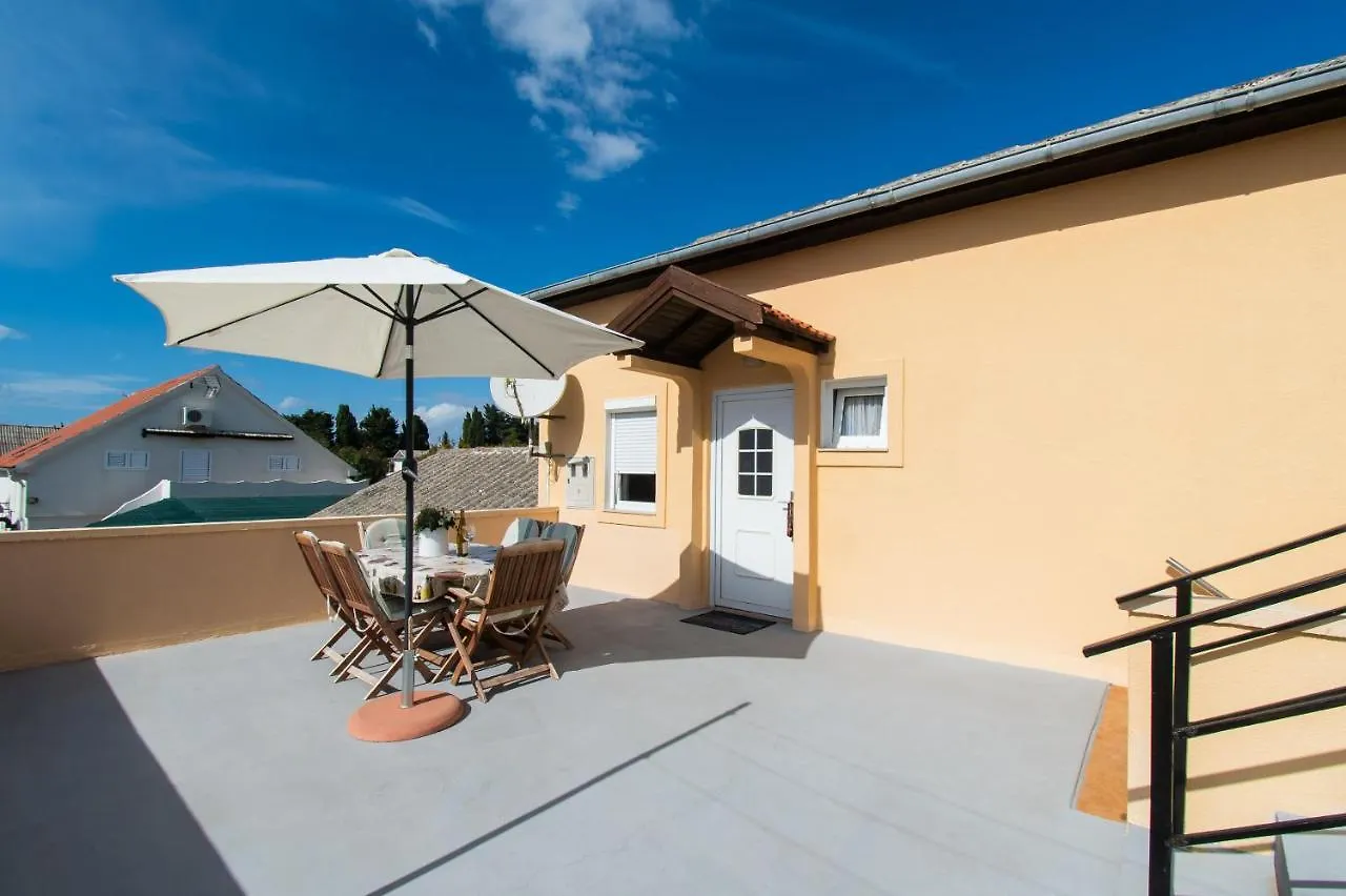 Apartment Sokol Nin