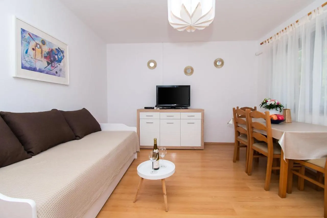 Apartment Sokol Nin